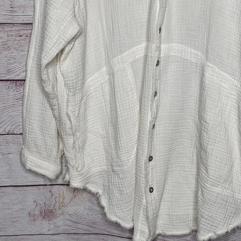 We The Free White Summer Daydream Gauze Pockets Button Down Oversized Top XS - Picture 6 of 7